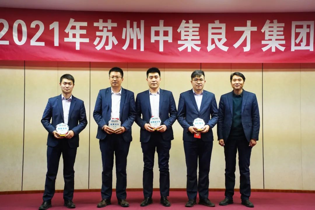 感恩相伴 携手共创下一个奇迹! 感恩相伴 携手共创下一个奇迹!